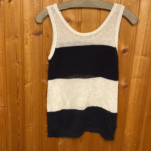 Ann Taylor Loft Linen Cotton Cute Ivory Black Lightweight Top Tee Summer Style - Picture 2 of 8